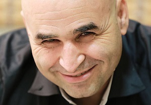 «شکلاتی» کار جدید علیرضا مسعودی/ استندآپ کمدی به بیان مسائل اجتماعی کمک می‌کند