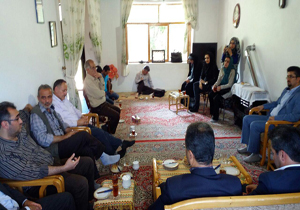 قدردانی از خبرنگاران کلاردشت به شیوه ای جالب