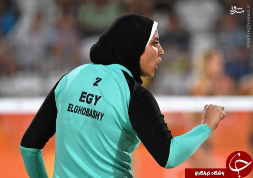 عکس/ بانوی محجبه والیبال ساحلی مصر