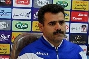 پورموسوی:شکست مقابل سپاهان آخر دنیا نیست/ تعطیلات لیگ به سود استقلال خوزستان است