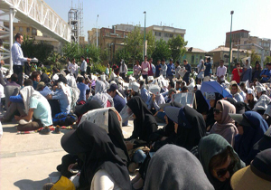 سومین روز تجمع دانشجویان صنعت نفت در مقابل مجلس + فیلم و تصاویر
