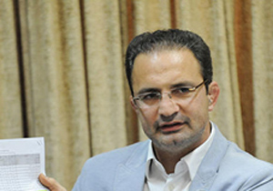 سردفتر متخلف پرونده زمین‌خواران ورزشگاه بزرگ اصفهان دستگیر شد