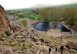تاکید بر اجرای برنامه های گردشگری
