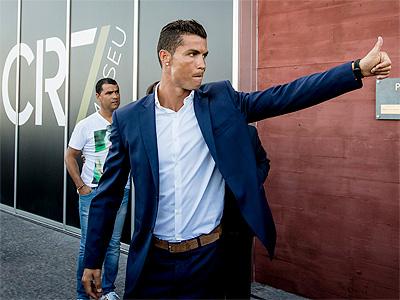 یک فرودگاه در پرتغال به نام رونالدو شد!
