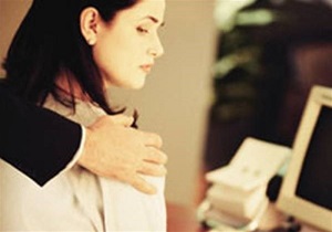 آمار تکان‌دهنده از تعرض جنسی به زنان شاغل در انگلیس