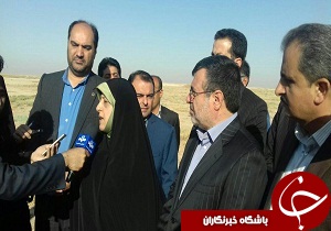 بازدید ابتکار از اراضی بیابانی دشت الله آباد آبیک