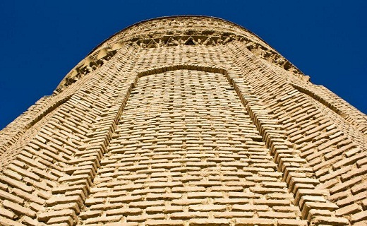 برج مهماندوست ، یادگاری از دوران سلجوقیان + تصاویر