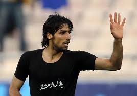 مهاجم سابق سرخابی ها ليگ يكي شد