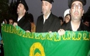 مراسم استقبال از کاروان زیر سایه خورشید در دلگان