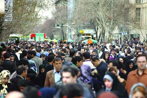 پیری جمعیت ایران در آینده نزدیک/ شرایط رشد جمعیت در جامعه را مهیا کنیم