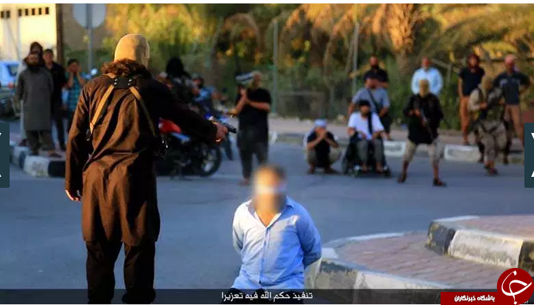 اعدام 5 نفر به اتهام قاچاق انسان به سرزمین کفر از سوی داعش+ تصاویر