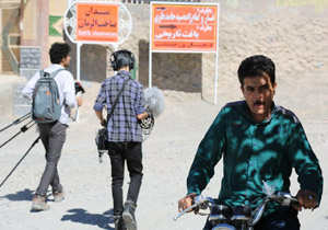 مستند &laquo;چنشت&raquo; مهرماه می&zwnj;آید/ &laquo;چنشت&raquo;؛ روستای رنگ&zwnj;ها