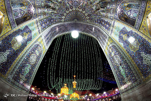 حال و هوای مشهد الرضا در شب ولادت میلاد امام رضا(ع) + تصاویر