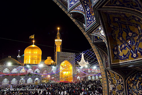 حال و هوای مشهد الرضا در شب ولادت میلاد امام رضا(ع) + تصاویر
