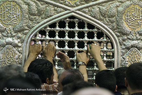 حال و هوای مشهد الرضا در شب ولادت میلاد امام رضا(ع) + تصاویر
