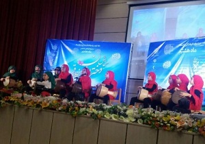 از دختران نمونه و شاخص سمنانی تجلیل شد