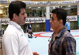 دلداری رسول خادم به محمد بنا + عکس