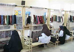 بافت نخستین فرش دوروی دستباف کشور توسط هنرمند فارسی