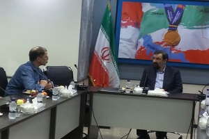 حضور محسن رضایی در فدراسیون ورزش های جانبازان و معلولین
