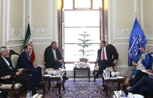 بشار اسد آمادگی دارد که در چارچوب دموکراتیک مصالحه سیاسی صورت گیرد