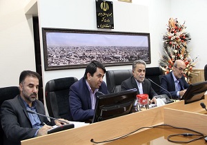 ملاک عمل در همه زمینه‌ها و فعالیت‌ها مُرّ قانون است