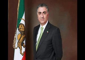 لفاظی جدید رضا پهلوی در مصاحبه با روزنامه سعودی: رژیم ایران در حال زوال است!+عکس