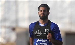 کارت بازی مدافع استقلال صادر شد