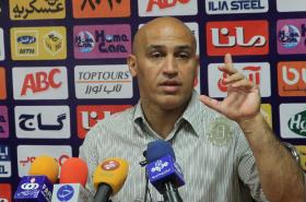منصوریان:در استقلال زوج معنا ندارد/با دایی رفت و آمد خانوادگی دارم