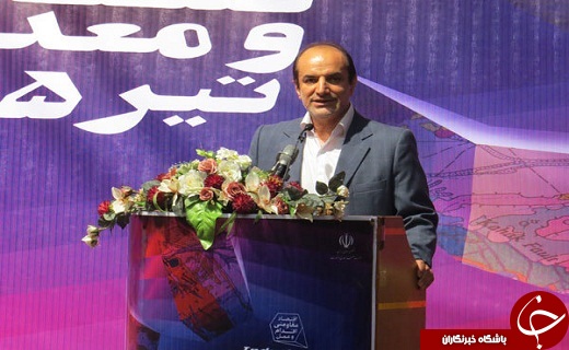 تجلیل از صنعتگران و معدن کاران نمونه استان