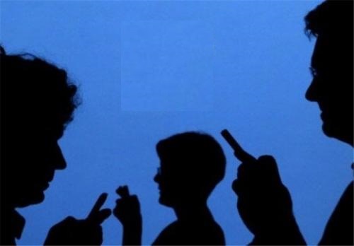 اتاق فکر سلب اعتماد به نفس و القاء حقارت ایرانیان کجاست؟
