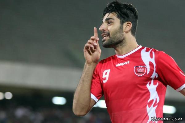 طارمی جواب برانکو را داد؟!/ اصلا به مسایل باشگاهی فکر نمی کنم!