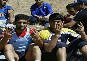 کری خوانی حسن یزدانی برای استقلالی ها