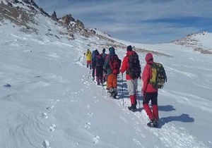 صعود کوهنوردان هفت کشور دنیا به قله سبلان