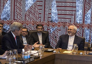 وب‌سایت فیلی: جان کری همچنان برای تضعیف روابط ایران و روسیه گزینه‌هایی دارد