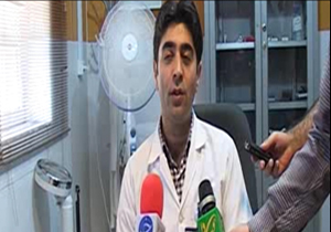 حال و احوال کردن وزیر بهداشت با پزشکان مرزی + فیلم