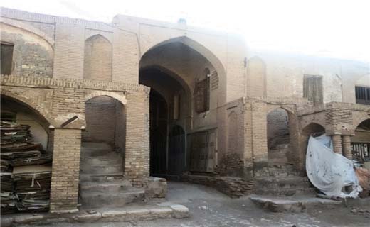نامهربانی با بناهایی که سند هویت اقتصاد کرمان هستند