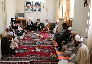 نشست ائمه جمعه استان