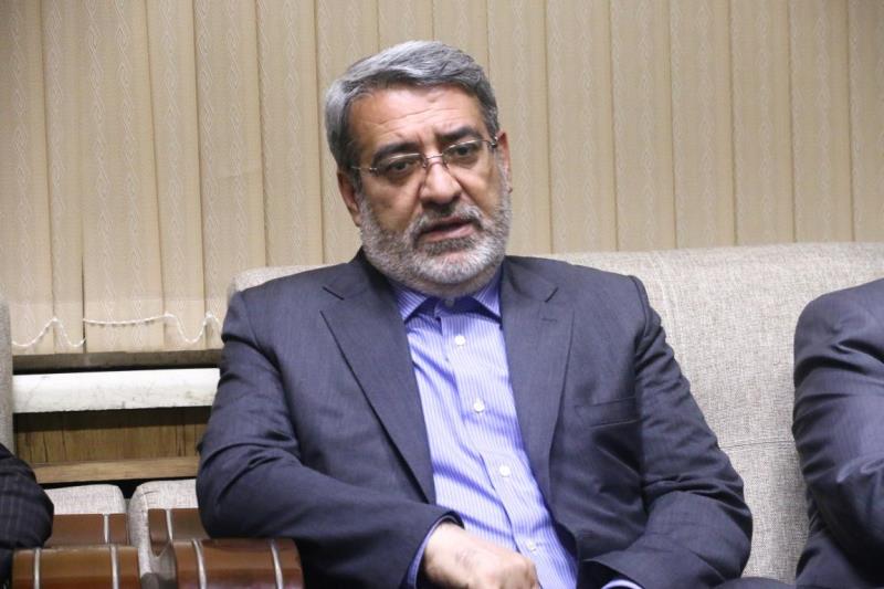 نیازی به تغییر استاندار خراسان رضوی احساس نمی شود