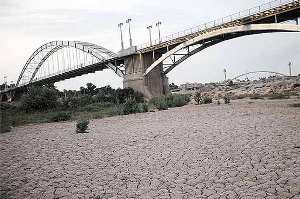 مارون مرد و نفس کارون به شماره افتاد