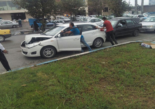 نیسان آبی دردسرساز + عکس