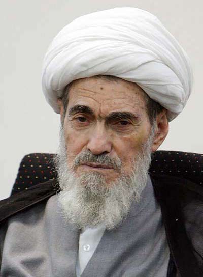 آیت&zwnj;الله مشکینی در ریاست مجلس خبرگان دیانت را با سیاست آمیخت&zwnj;