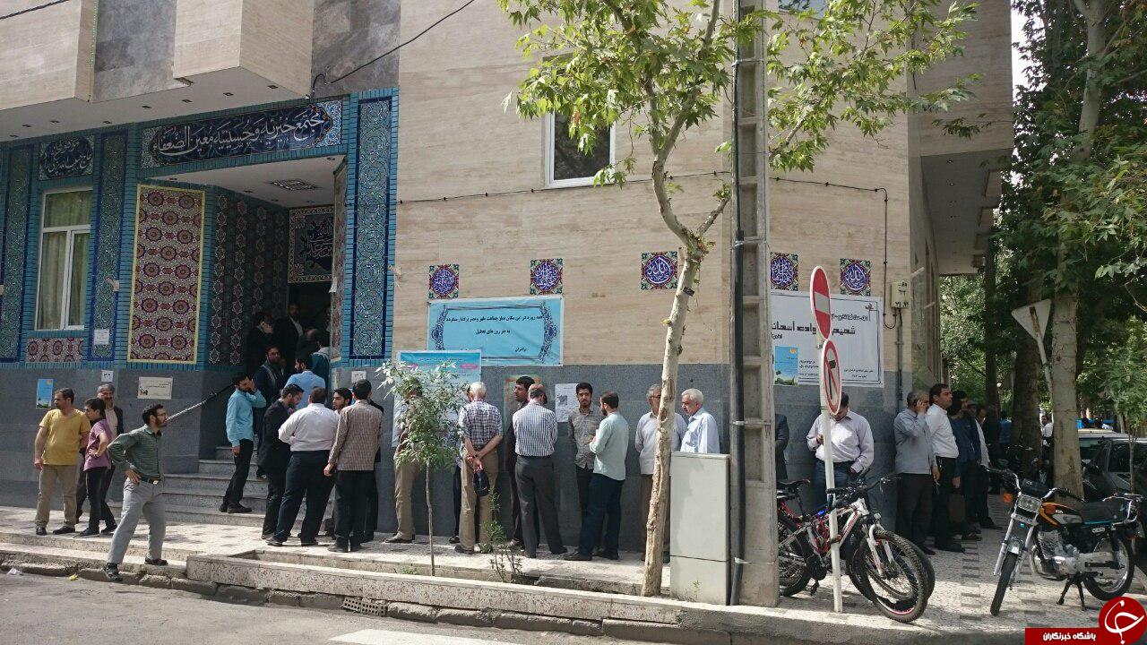 سفر دو روزه احمدی نژاد به مشهد / سخنرانی پشت درهای بسته + تصاویر