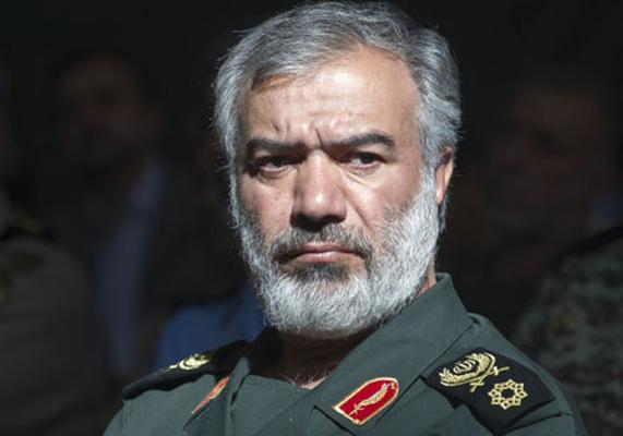 دریادار فدوی، درگذشت مادر سپهبد شهید صیاد شیرازی را تسلیت گفت
