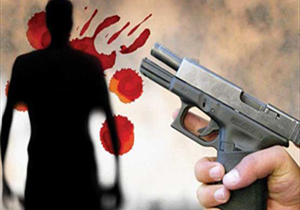 لحظه‌ی کشتن مرد چاقو کش به ضرب گلوله پلیس + فیلم