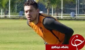 رافائل دروازه بان اصلی تیم قهرمان مقابل استقلال