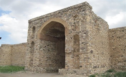 آشنایی با کاروانسرای سنگی آهوان + تصاویر