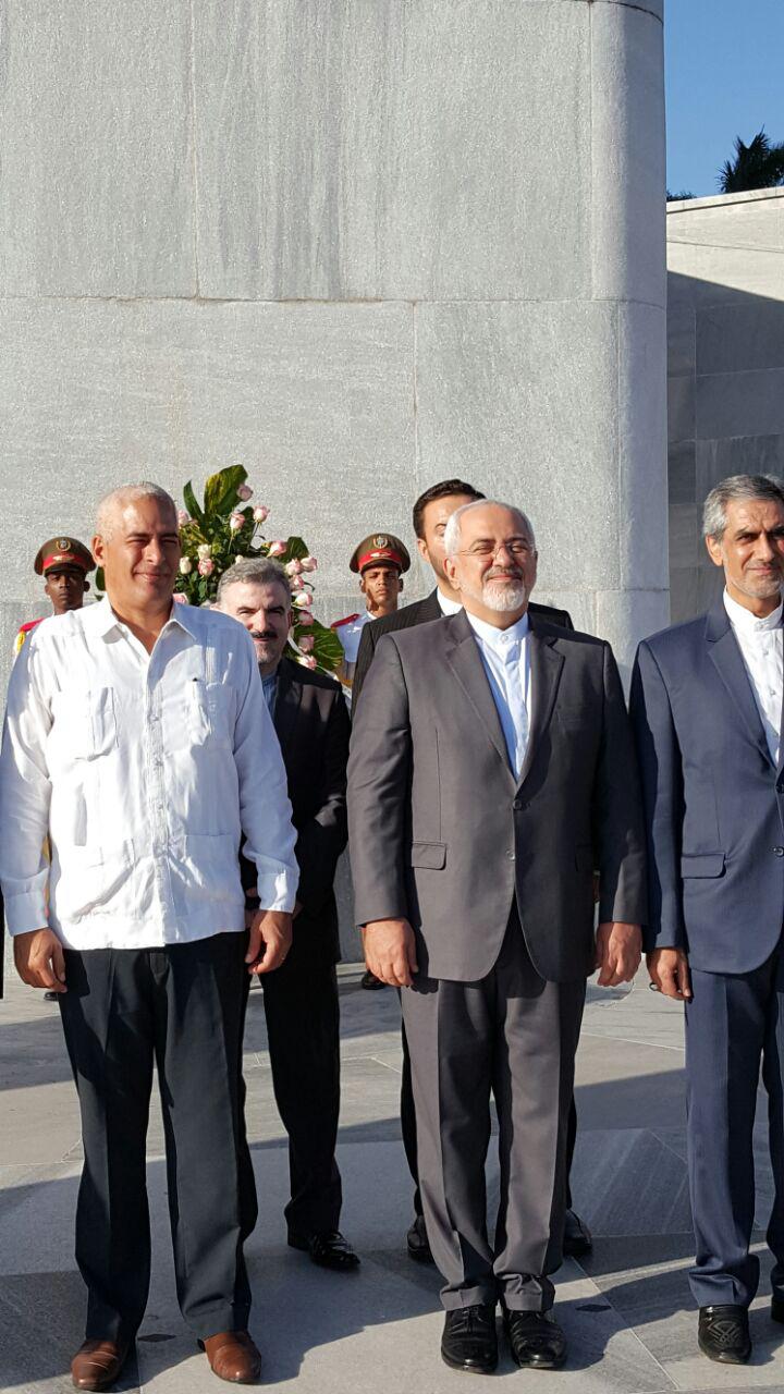 ظریف به مقام پدر استقلال کوبا ادای احترام کرد