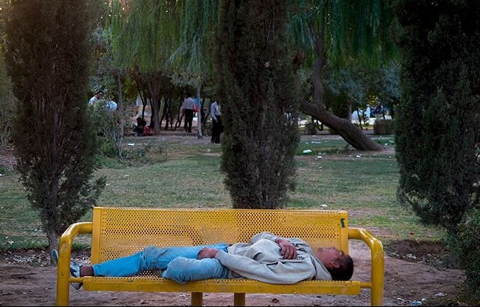 سایه شوم آسیب&zwnj;های اجتماعی بر سر بوستان&zwnj;های شهری/از بزم شبانه معتادان تا بساط قمار در پارک&zwnj;ها