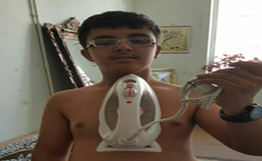 شهروندخبرنگار: پسری که به صورت حیرت‌انگیز آهن جذب می کند! + فیلم