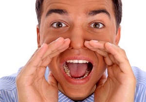 پرچانگی، قاتل تارهای صوتی/ با رعایت این نکات خوش‌صدا شوید